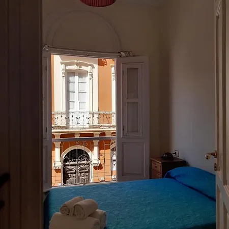 Old Town Cruz アパート サンタクルスデテネリフェ